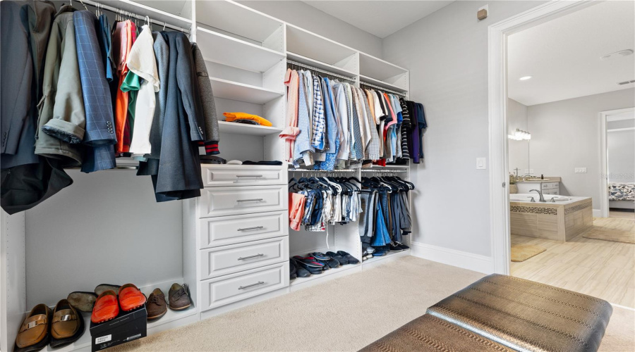 ORLANDO, Florida 32836, 8 Bedrooms Bedrooms, ,6 BathroomsBathrooms,Residential,For Sale,DOTH,0,MFRO6323665