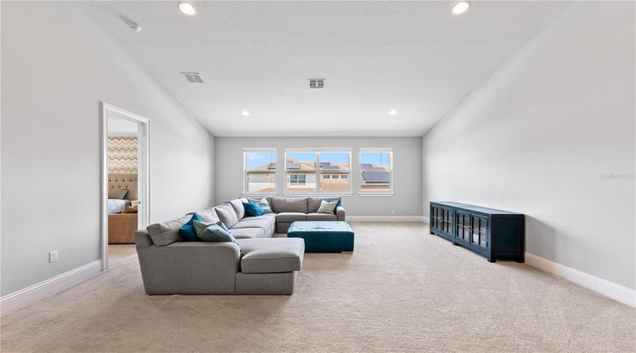 ORLANDO, Florida 32836, 8 Bedrooms Bedrooms, ,6 BathroomsBathrooms,Residential,For Sale,DOTH,0,MFRO6323665