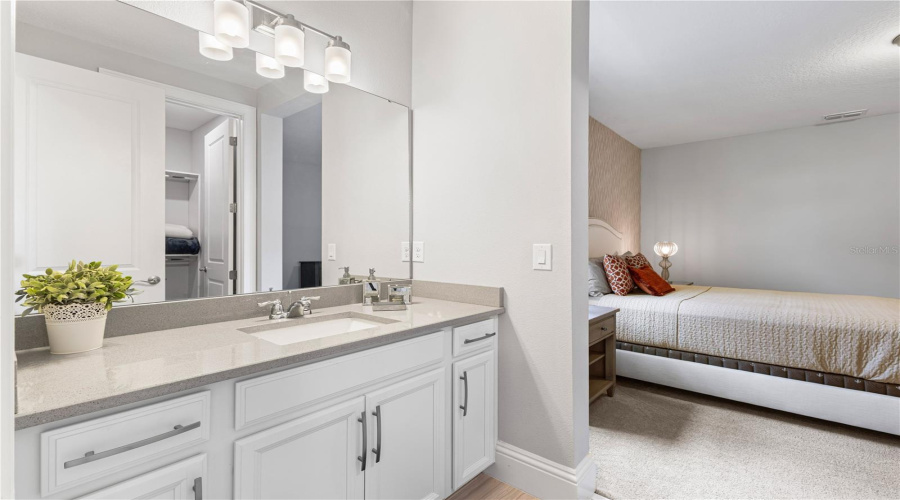 ORLANDO, Florida 32836, 8 Bedrooms Bedrooms, ,6 BathroomsBathrooms,Residential,For Sale,DOTH,0,MFRO6323665