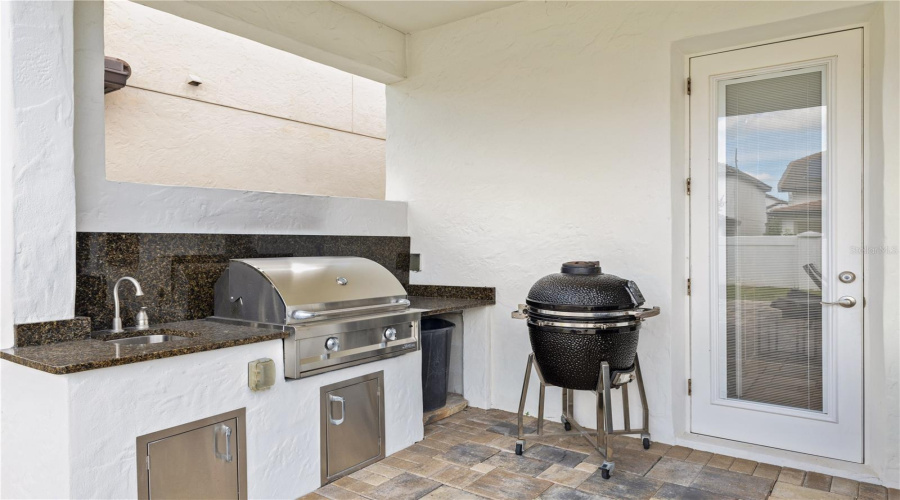 ORLANDO, Florida 32836, 8 Bedrooms Bedrooms, ,6 BathroomsBathrooms,Residential,For Sale,DOTH,0,MFRO6323665