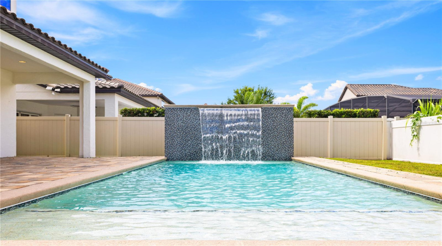 ORLANDO, Florida 32836, 8 Bedrooms Bedrooms, ,6 BathroomsBathrooms,Residential,For Sale,DOTH,0,MFRO6323665