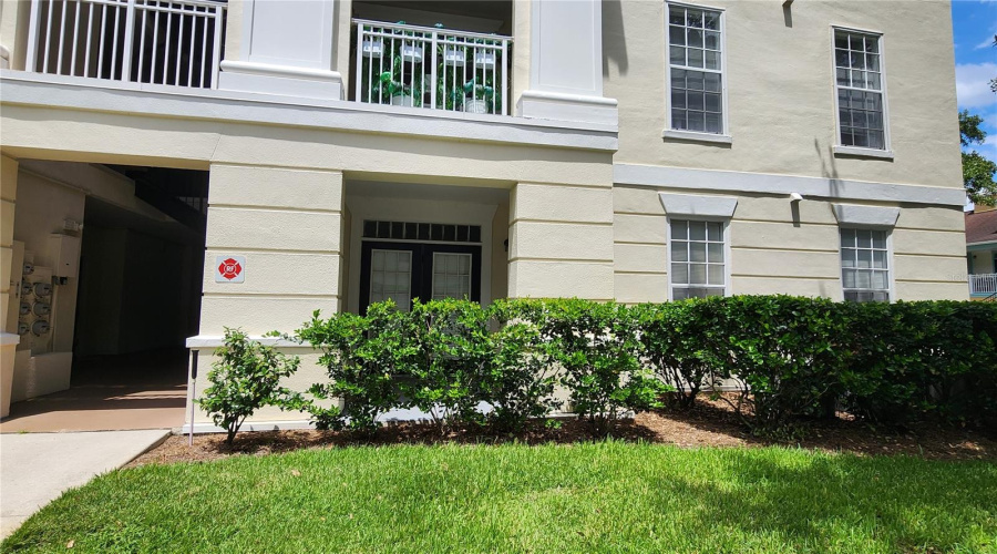 EXTERIOR ENTRANCE TO FRONT DOOR & PRIVATE PORCH!