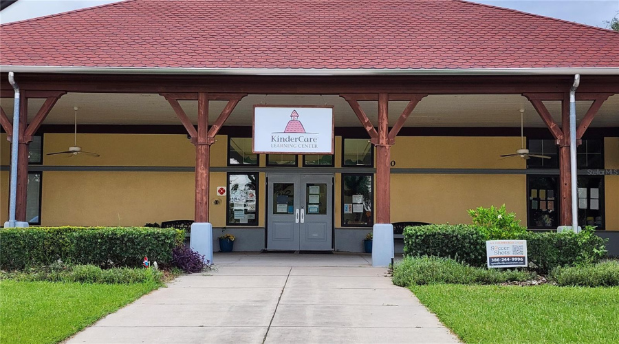KISSIMMEE, Florida 34747, 3 Bedrooms Bedrooms, ,3 BathroomsBathrooms,Residential,For Sale,GOLDENRAIN,0,MFRS5130172