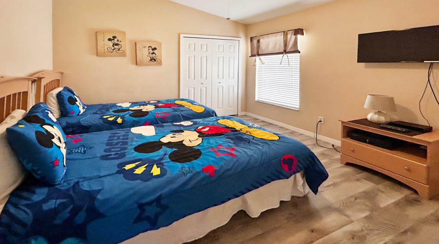 DAVENPORT, Florida 33897, 4 Bedrooms Bedrooms, ,3 BathroomsBathrooms,Residential,For Sale,BONVILLE,0,MFRS5130087