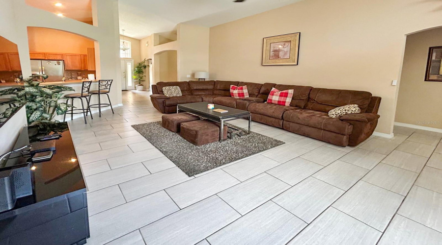 DAVENPORT, Florida 33897, 4 Bedrooms Bedrooms, ,3 BathroomsBathrooms,Residential,For Sale,BONVILLE,0,MFRS5130087