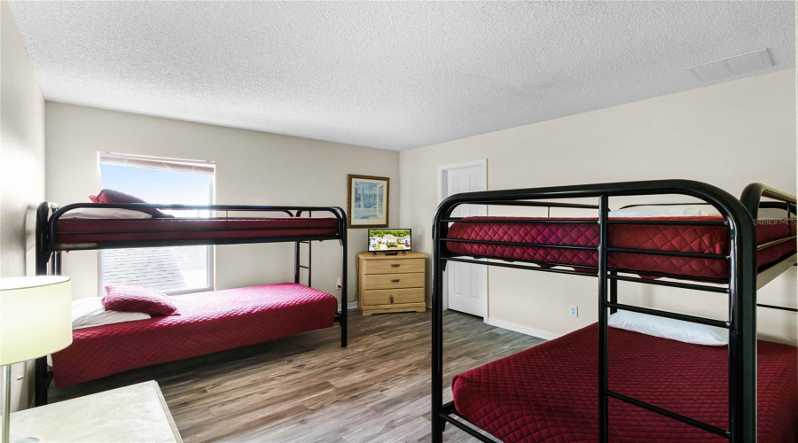 DAVENPORT, Florida 33897, 7 Bedrooms Bedrooms, ,5 BathroomsBathrooms,Residential,For Sale,BLOOMINGDALE,0,MFRS5123341