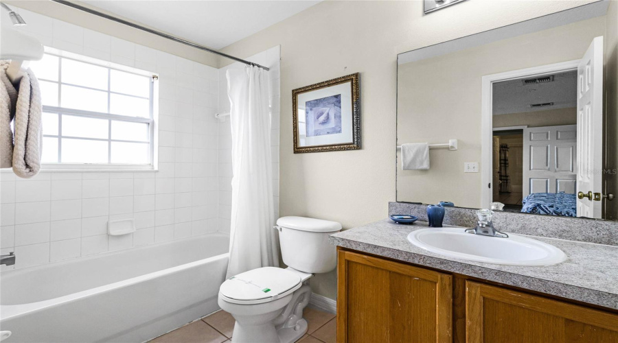 DAVENPORT, Florida 33897, 7 Bedrooms Bedrooms, ,5 BathroomsBathrooms,Residential,For Sale,BLOOMINGDALE,0,MFRS5123341