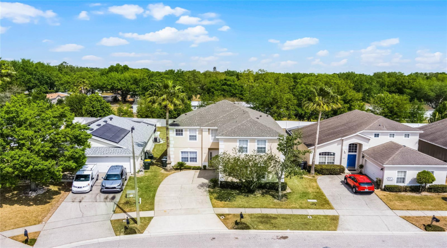 DAVENPORT, Florida 33897, 7 Bedrooms Bedrooms, ,5 BathroomsBathrooms,Residential,For Sale,BLOOMINGDALE,0,MFRS5123341