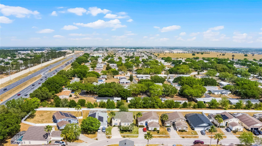 DAVENPORT, Florida 33897, 7 Bedrooms Bedrooms, ,5 BathroomsBathrooms,Residential,For Sale,BLOOMINGDALE,0,MFRS5123341