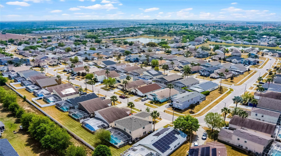 DAVENPORT, Florida 33897, 7 Bedrooms Bedrooms, ,5 BathroomsBathrooms,Residential,For Sale,BLOOMINGDALE,0,MFRS5123341