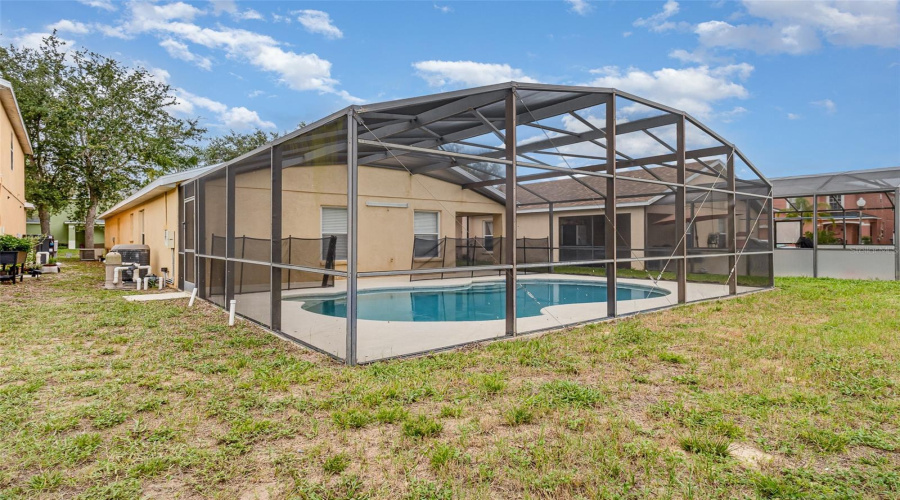 DAVENPORT, Florida 33896, 4 Bedrooms Bedrooms, ,3 BathroomsBathrooms,Residential,For Sale,ROYAL RIDGE,0,MFRS5130228