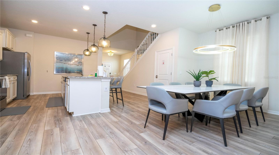 DAVENPORT, Florida 33897, 7 Bedrooms Bedrooms, ,5 BathroomsBathrooms,Residential,For Sale,SUMMER,0,MFRO6324163