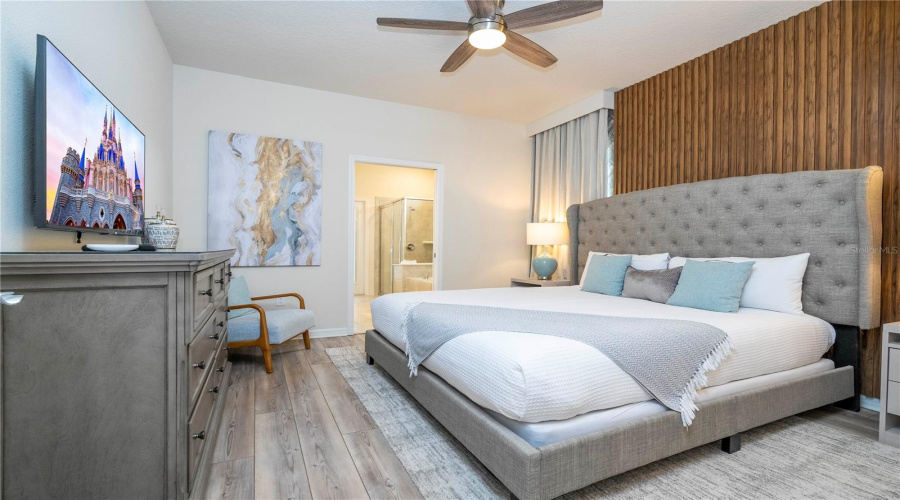 DAVENPORT, Florida 33897, 7 Bedrooms Bedrooms, ,5 BathroomsBathrooms,Residential,For Sale,SUMMER,0,MFRO6324163