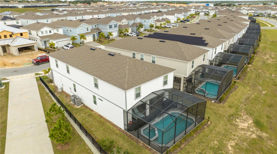 DAVENPORT, Florida 33897, 7 Bedrooms Bedrooms, ,5 BathroomsBathrooms,Residential,For Sale,SUMMER,0,MFRO6324163