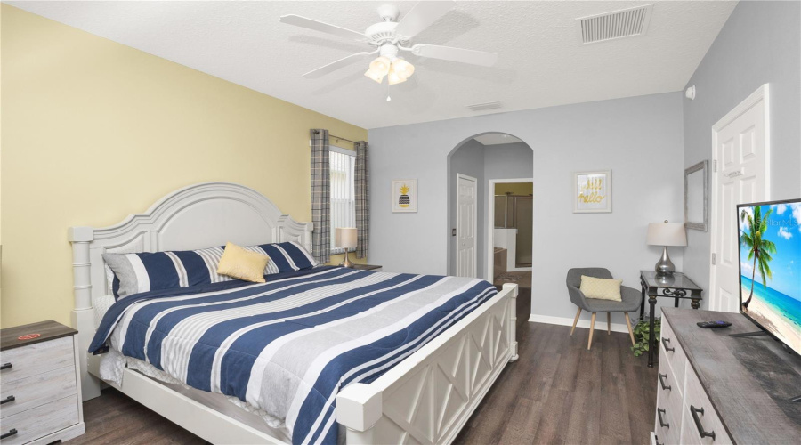 DAVENPORT, Florida 33897, 4 Bedrooms Bedrooms, ,3 BathroomsBathrooms,Residential,For Sale,PLUMOSO,0,MFRP4935424