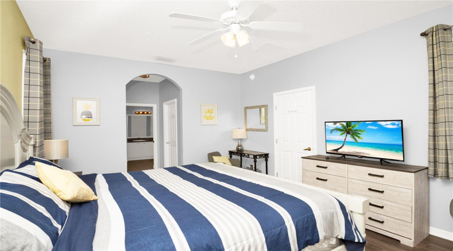 DAVENPORT, Florida 33897, 4 Bedrooms Bedrooms, ,3 BathroomsBathrooms,Residential,For Sale,PLUMOSO,0,MFRP4935424