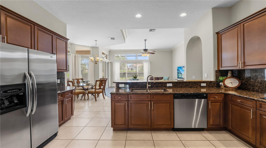 DAVENPORT, Florida 33837, 6 Bedrooms Bedrooms, ,4 BathroomsBathrooms,Residential,For Sale,CHADWICK,0,MFRO6323375