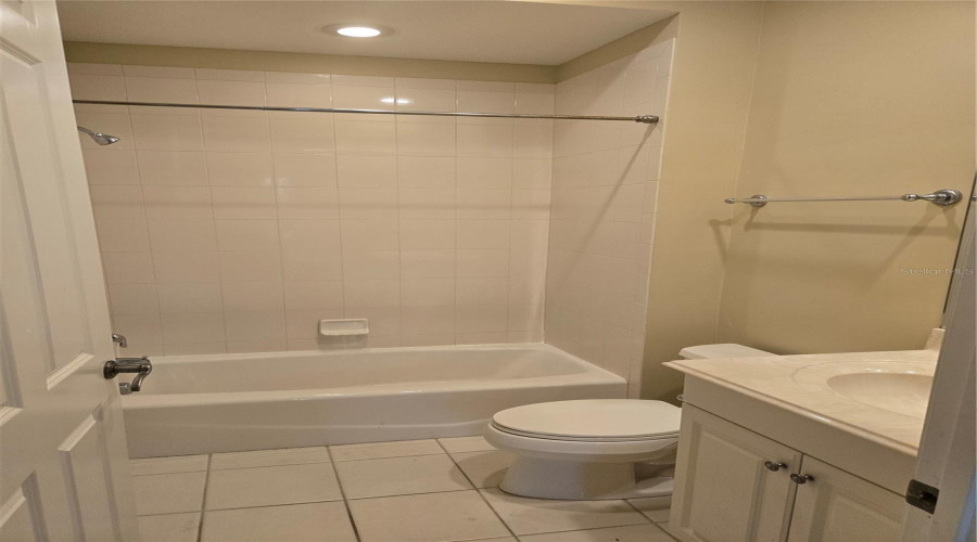 CELEBRATION, Florida 34747, 2 Bedrooms Bedrooms, ,2 BathroomsBathrooms,Residential,For Sale,MULBERRY,0,MFRO6324201