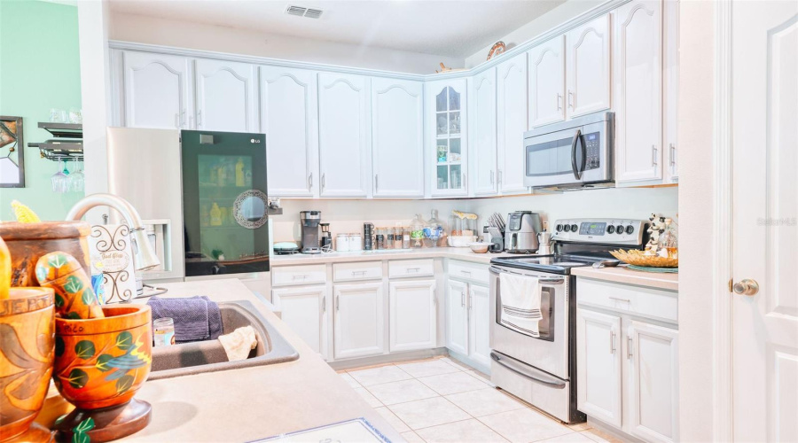 KISSIMMEE, Florida 34746, 4 Bedrooms Bedrooms, ,4 BathroomsBathrooms,Residential,For Sale,MARSHFIELD PRESERVE,0,MFRS5124465