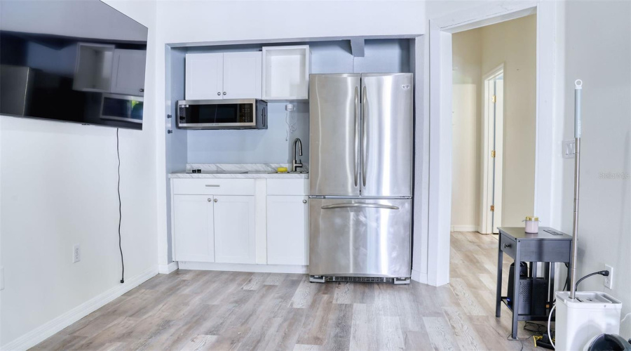 Mother in law suite kitchenette