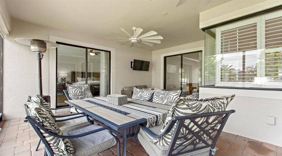 CHAMPIONS GATE, Florida 33896, 5 Bedrooms Bedrooms, ,4 BathroomsBathrooms,Residential,For Sale,DEUCE,0,MFRO6323641