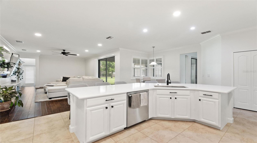 CHAMPIONS GATE, Florida 33896, 5 Bedrooms Bedrooms, ,4 BathroomsBathrooms,Residential,For Sale,DEUCE,0,MFRO6323641