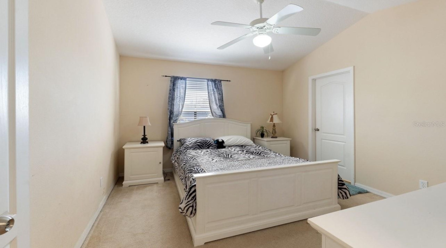 DAVENPORT, Florida 33896, 5 Bedrooms Bedrooms, ,4 BathroomsBathrooms,Residential,For Sale,SCRUB JAY,0,MFRS5130118