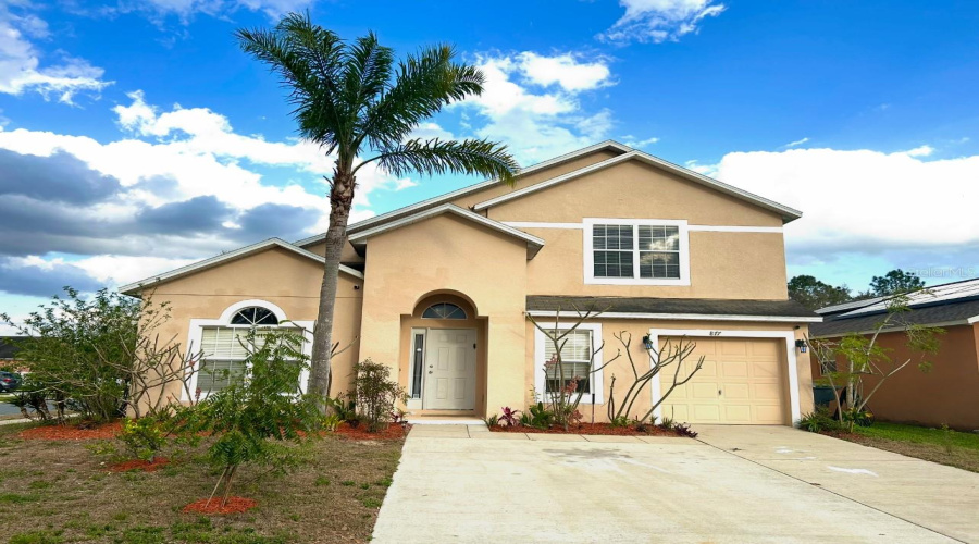 DAVENPORT, Florida 33896, 5 Bedrooms Bedrooms, ,4 BathroomsBathrooms,Residential,For Sale,SCRUB JAY,0,MFRS5130118