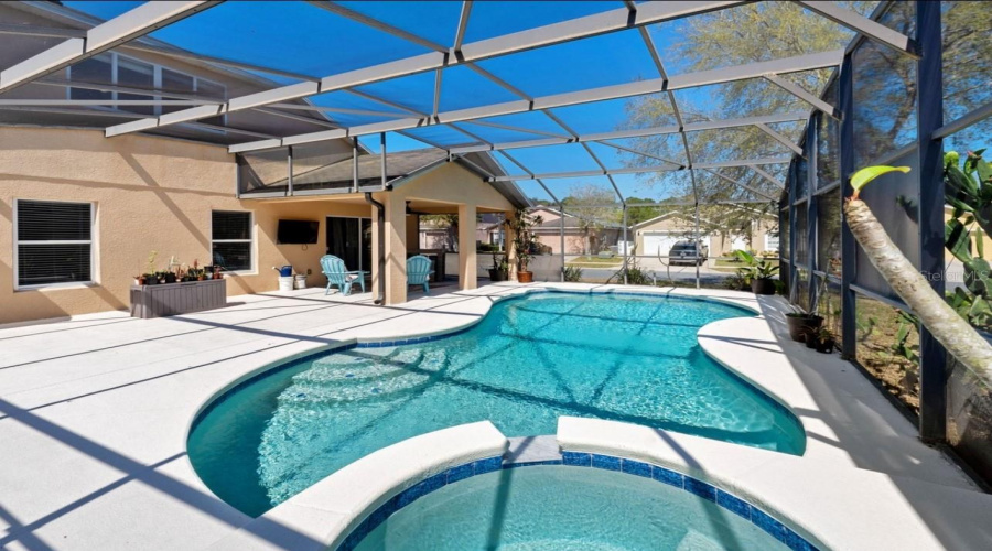DAVENPORT, Florida 33896, 5 Bedrooms Bedrooms, ,4 BathroomsBathrooms,Residential,For Sale,SCRUB JAY,0,MFRS5130118