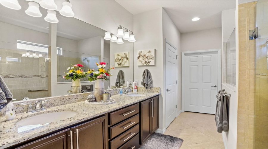 DAVENPORT, Florida 33837, 3 Bedrooms Bedrooms, ,2 BathroomsBathrooms,Residential,For Sale,ALICANTE,0,MFRO6324202