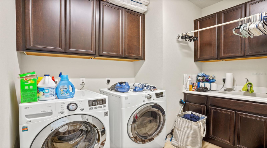 DAVENPORT, Florida 33837, 3 Bedrooms Bedrooms, ,2 BathroomsBathrooms,Residential,For Sale,ALICANTE,0,MFRO6324202