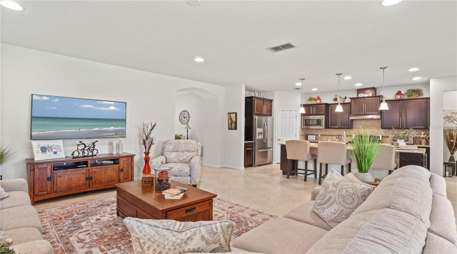 DAVENPORT, Florida 33837, 3 Bedrooms Bedrooms, ,2 BathroomsBathrooms,Residential,For Sale,ALICANTE,0,MFRO6324202
