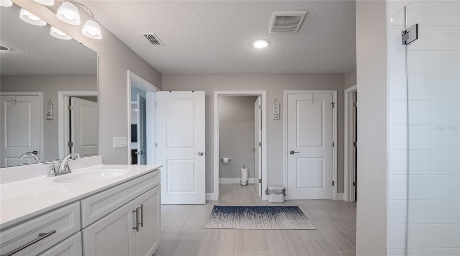 DAVENPORT, Florida 33837, 4 Bedrooms Bedrooms, ,3 BathroomsBathrooms,Residential,For Sale,ASPEN,0,MFRP4935433