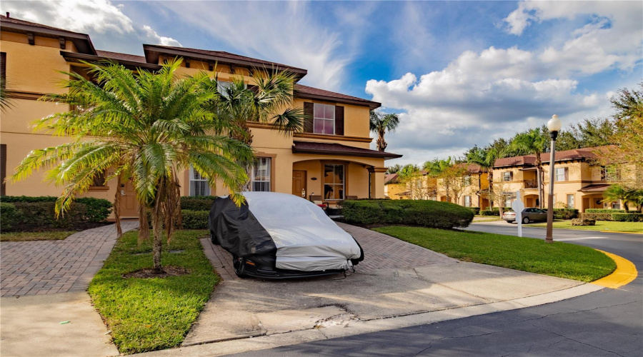 DAVENPORT, Florida 33897, 4 Bedrooms Bedrooms, ,3 BathroomsBathrooms,Residential,For Sale,PALERMO,0,MFRL4954229