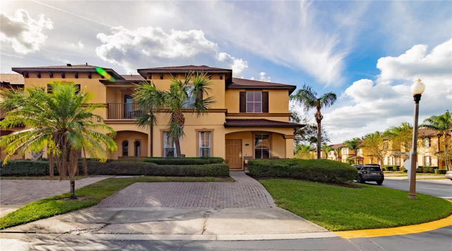 DAVENPORT, Florida 33897, 4 Bedrooms Bedrooms, ,3 BathroomsBathrooms,Residential,For Sale,PALERMO,0,MFRL4954229