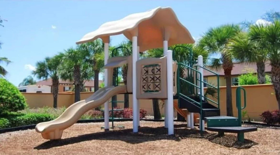 DAVENPORT, Florida 33897, 4 Bedrooms Bedrooms, ,3 BathroomsBathrooms,Residential,For Sale,PALERMO,0,MFRL4954229