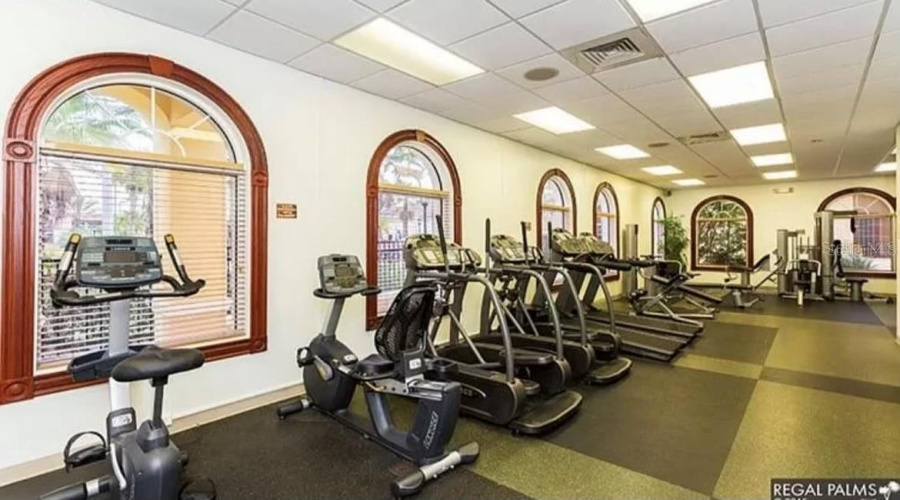 DAVENPORT, Florida 33897, 4 Bedrooms Bedrooms, ,3 BathroomsBathrooms,Residential,For Sale,PALERMO,0,MFRL4954229