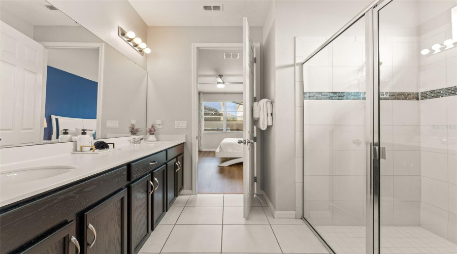 KISSIMMEE, Florida 34747, 8 Bedrooms Bedrooms, ,6 BathroomsBathrooms,Residential,For Sale,FLAMINGO KEY,0,MFRO6324425