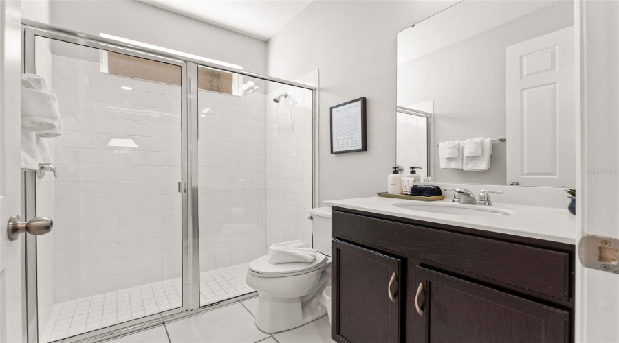 KISSIMMEE, Florida 34747, 8 Bedrooms Bedrooms, ,6 BathroomsBathrooms,Residential,For Sale,FLAMINGO KEY,0,MFRO6324425