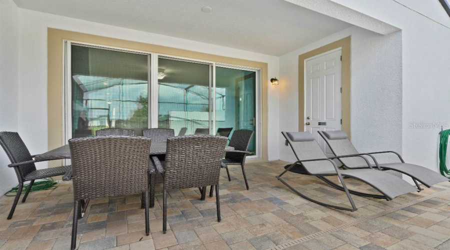 KISSIMMEE, Florida 34747, 5 Bedrooms Bedrooms, ,4 BathroomsBathrooms,Residential,For Sale,CAREY PALM,0,MFRTB8404193
