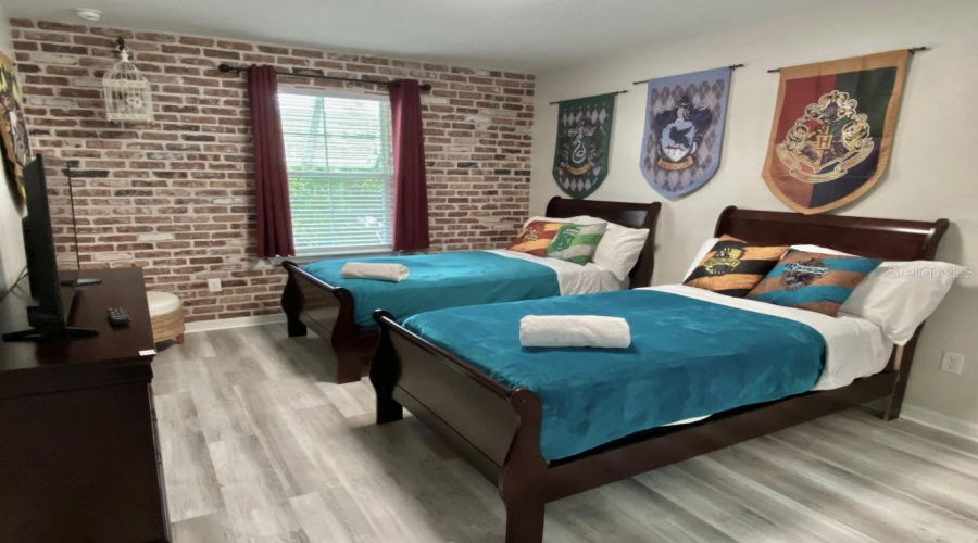 KISSIMMEE, Florida 34747, 5 Bedrooms Bedrooms, ,4 BathroomsBathrooms,Residential,For Sale,CAREY PALM,0,MFRTB8404193