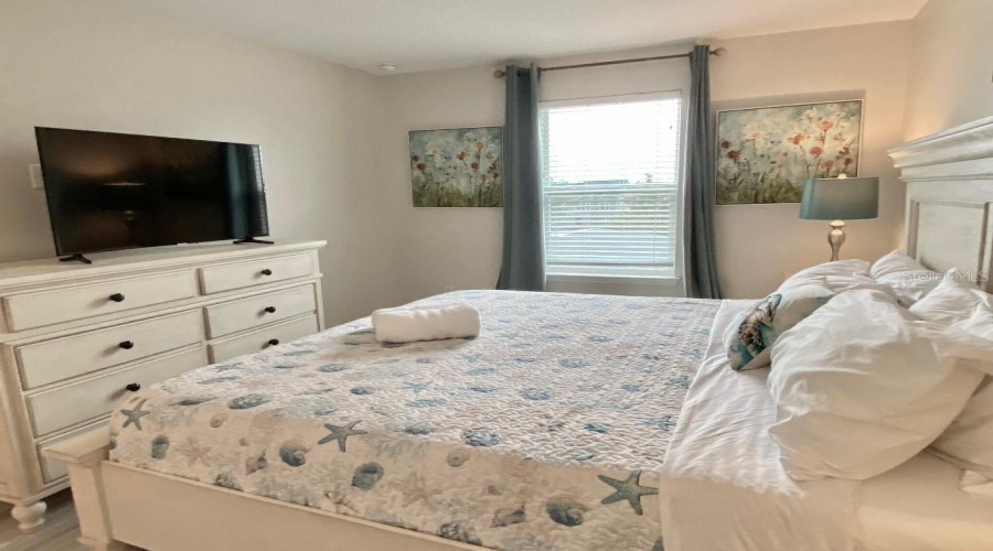 KISSIMMEE, Florida 34747, 5 Bedrooms Bedrooms, ,4 BathroomsBathrooms,Residential,For Sale,CAREY PALM,0,MFRTB8404193