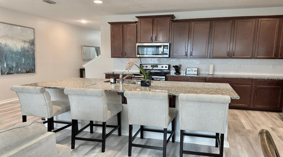 KISSIMMEE, Florida 34747, 5 Bedrooms Bedrooms, ,4 BathroomsBathrooms,Residential,For Sale,CAREY PALM,0,MFRTB8404193