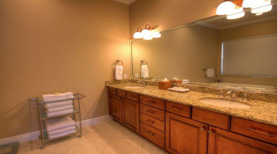 REUNION, Florida 34747, 5 Bedrooms Bedrooms, ,5 BathroomsBathrooms,Residential,For Sale,MUIRFIELD,0,MFRO6322422
