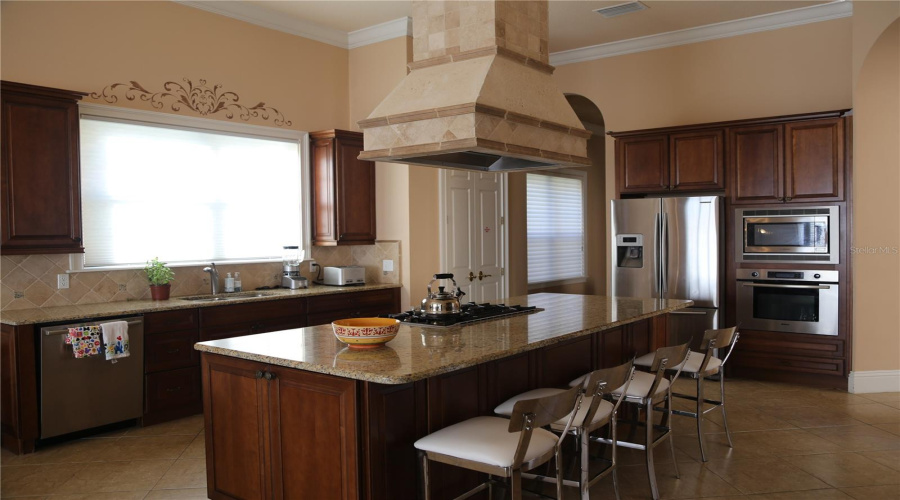 REUNION, Florida 34747, 5 Bedrooms Bedrooms, ,5 BathroomsBathrooms,Residential,For Sale,MUIRFIELD,0,MFRO6322422