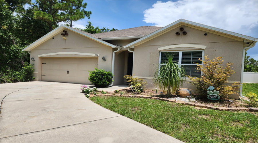 DAVENPORT, Florida 33896, 4 Bedrooms Bedrooms, ,2 BathroomsBathrooms,Residential,For Sale,HAWTHORNE,0,MFRS5129993