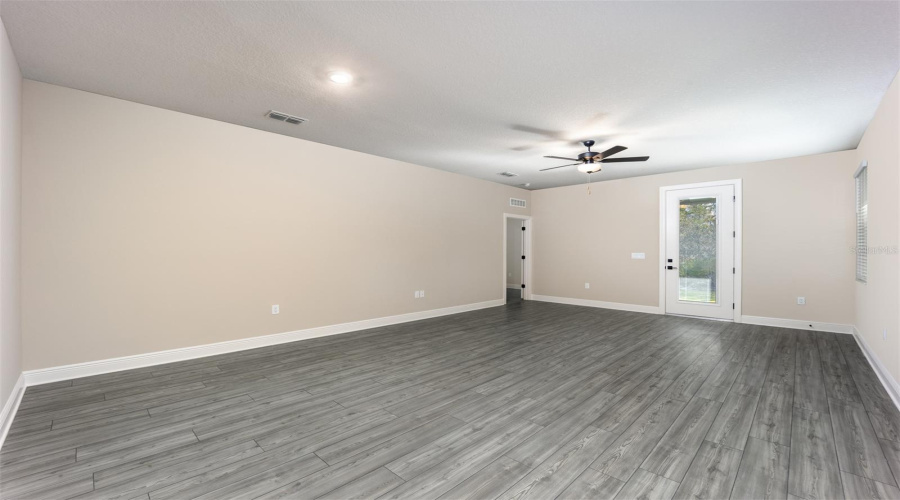 KISSIMMEE, Florida 34747, 3 Bedrooms Bedrooms, ,2 BathroomsBathrooms,Residential,For Sale,SOMERSWORTH,0,MFRTB8364856