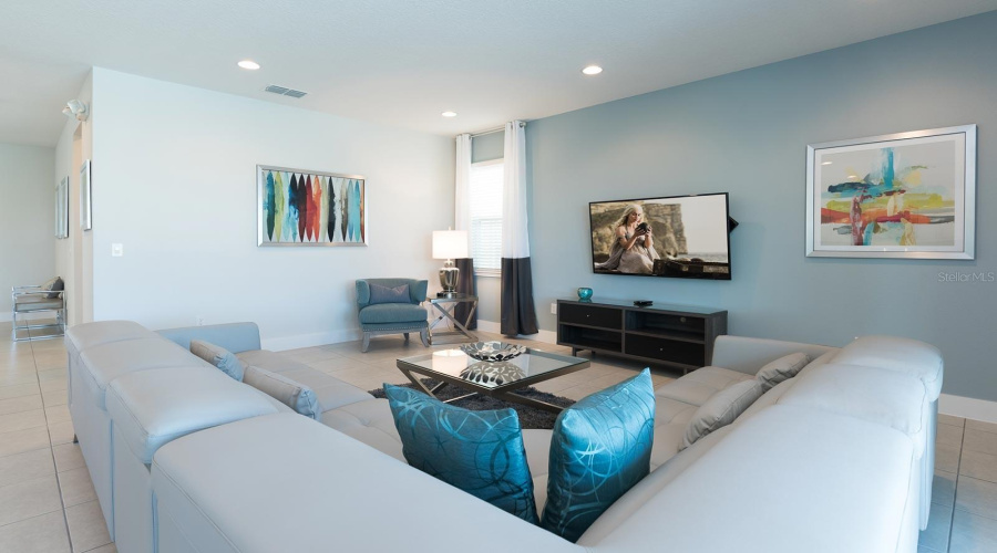 KISSIMMEE, Florida 34747, 5 Bedrooms Bedrooms, ,5 BathroomsBathrooms,Residential,For Sale,MARKER,0,MFRO6247936