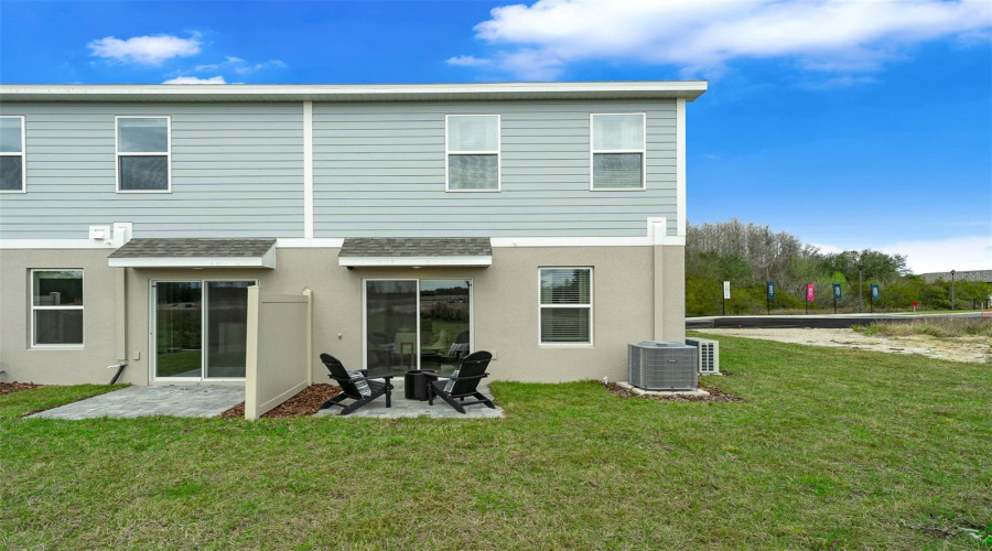 DAVENPORT, Florida 33897, 3 Bedrooms Bedrooms, ,2 BathroomsBathrooms,Residential,For Sale,FAN PALM,0,MFRO6274033
