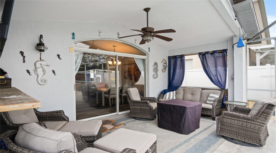 The lanai is a great place for overflow when entertaining.